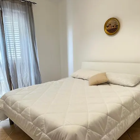 Ludovica *